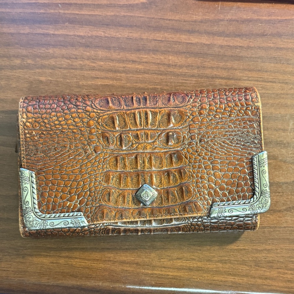 Elegant Brown Leather Wallet with Silver Accents
